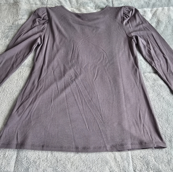 Time and Tru Puff Sleeve Rib Top. Size Medium. New without Tags. Grey - Picture 6 of 6